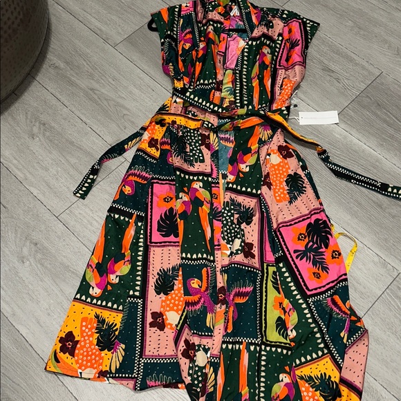 Live 4 Truth Dresses & Skirts - NWT vibrant lightweight dress live for truth size medium